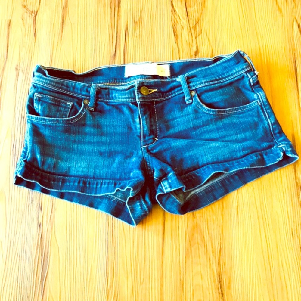 Abercrombie & Fitch Denim Short Short